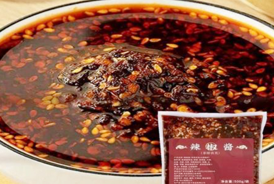 全自動辣椒油包裝機械創(chuàng)造更高的產(chǎn)品產(chǎn)量